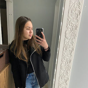 Meet your Posher, Isabelle